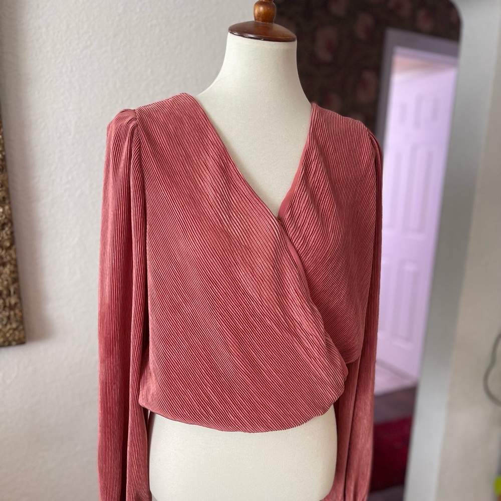 ASTR the Label, Coral, ribbed, light weight, boho top